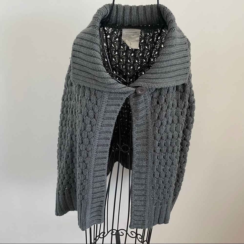 Liz Claiborne Ponch